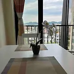 Double With Balcony Apartamento *