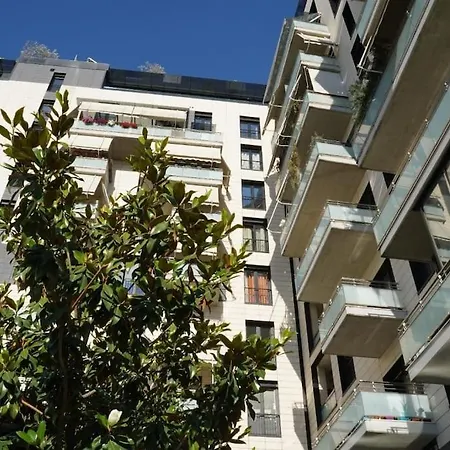 아파트 Double With Balcony 티라나