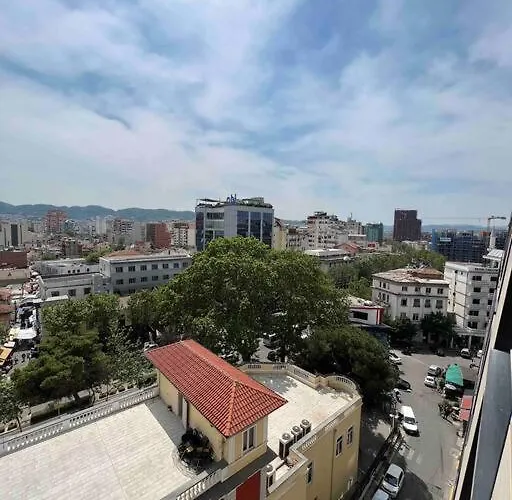 Double With Balcony Τίρανα